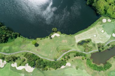 havadan görünümü dron çekim güzel golf sahası