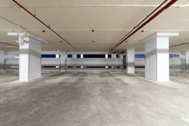 Otopark garaj iç, endüstriyel yapı, boş yer altı iç daire veya süpermarket