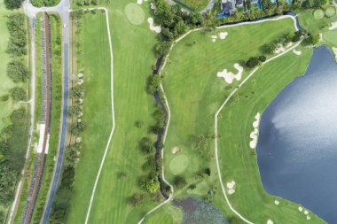 havadan görünümü dron atış güzel golf alanının