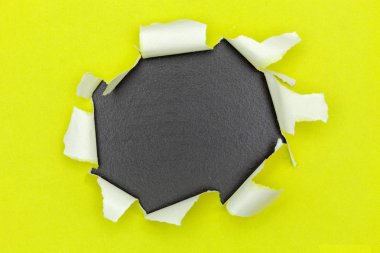 Açık Kağıt arka plan, yırtık kağıt mesajını alan sökük.