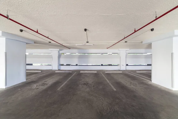 Moderne Blanc Parking Intérieur Bâtiment Industriel — Photo
