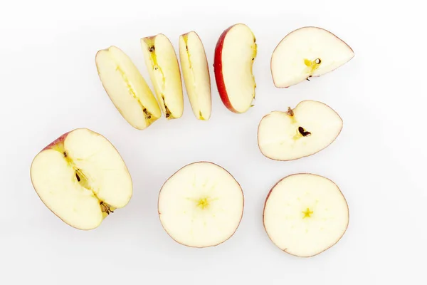 Σύνολο Των Φετών Μήλων Που Απομονώνονται Λευκό Φόντο — Φωτογραφία Αρχείου