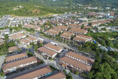 Modern evler köyünün hava görüntüsü..