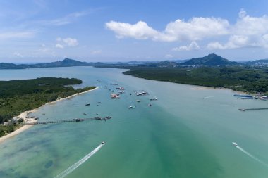 Havadan drone kuş bakışı görüntü görüntüsü tropikal deniz