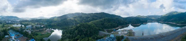 Panorama Landskap Flygfoto Drönare Skott Landskap Bergskedja Tropisk Regnskog Thailand — Stockfoto