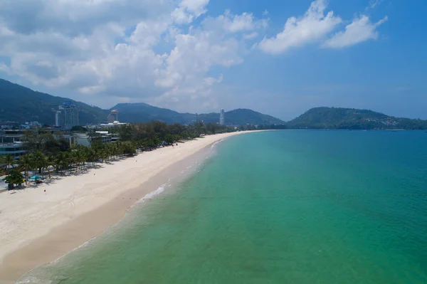 Widok Lotu Ptaka Kamera Drona Tropical Beach Plaży Patong Phuket — Zdjęcie stockowe
