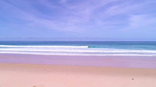 Vista Aérea Cámara Del Dron Hermosa Playa Arena Tropical Del — Vídeos de Stock