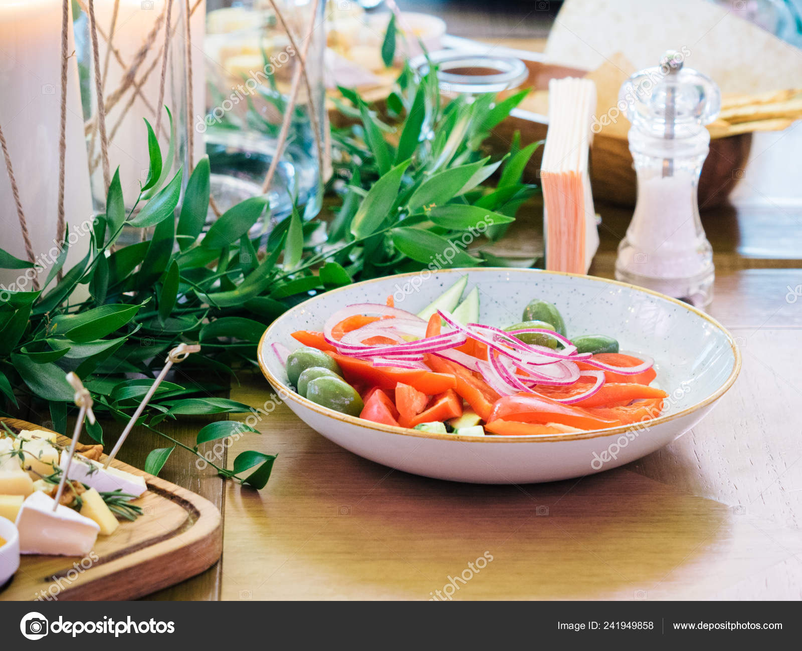 Salad Tomatoes Red Onion Olives Served Table Setout Restaurant