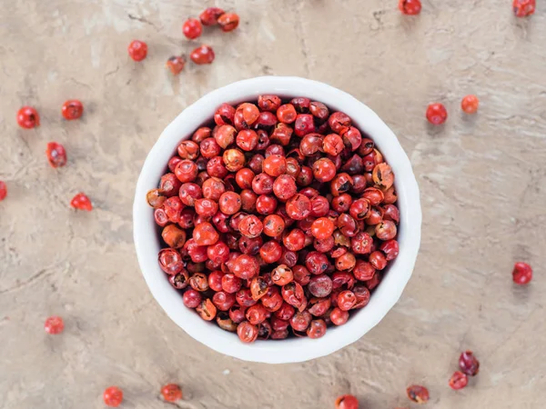 dried pink peppercorn