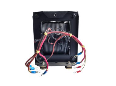 Beyaz arka plan üzerinde izole Closeup elektrik trafo.