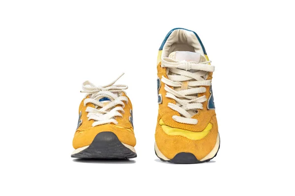 Μόδα Τρέξιμο Αθλητικά Παπούτσια Απομονώνονται Λευκό Φόντο — Φωτογραφία Αρχείου