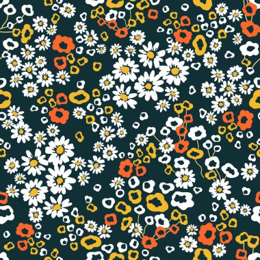 Küçük çiçekli kusursuz bir iz..