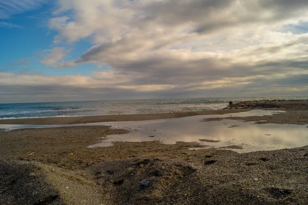 Pôr Sol Praia Dia Congelado Inverno — Fotografia de Stock