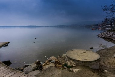 Lake Viverone mavi saatte