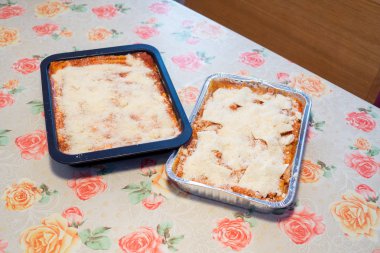 İtalyan el yapımı lazanya, lazanya alla bolognese