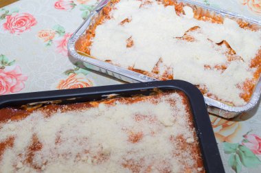 İtalyan el yapımı lazanya, lazanya alla bolognese