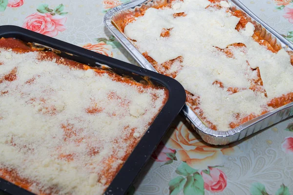 İtalyan el yapımı lazanya, lazanya alla bolognese