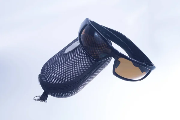 Zwarte Zonnebril Grijze Achtergrond — Stockfoto