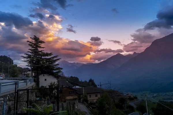 Закат Итальянских Альпах Красочное Небо — стоковое фото