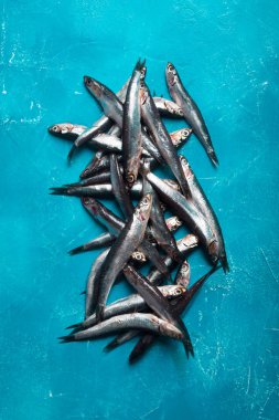 Deniz ürünleri. Küçük deniz balık, hamsi. Üstten görünüm, balık desen