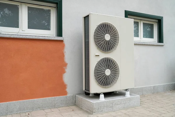 Warmtepomp Lucht Water Voor Verwarming Van Een Huis — Stockfoto