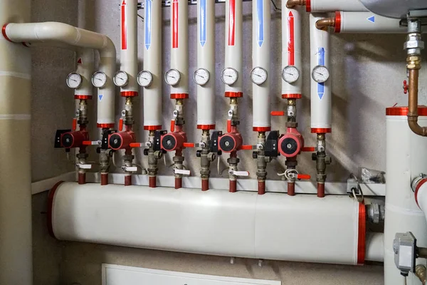 circulation pumps in a heating system