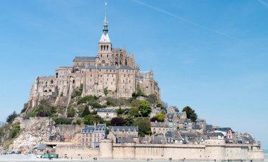 Ada Le Mont-san-Michel Fransa'da kilise.