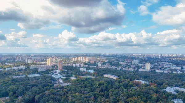 Вид Повітря Місто Показ Осіннього Листя Навколо Полів Лісу — стокове фото