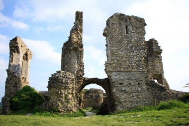 Runas do Corfe Castle, castelo ortaçağ localizado em Dorset na Inglaterra