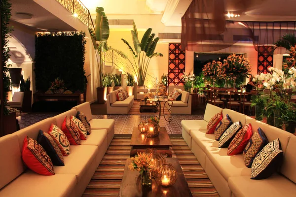 İç mekan tasarımları. Dekoratifler.