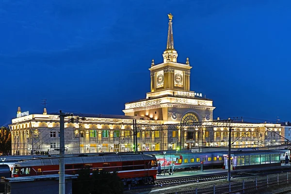 Volgogrado Rusia Junio 2018 Vista Estación Tren Volgorad Durante Puesta — Foto de Stock