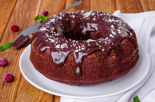 Nemli Çikolatalı Kek Kiraz Sır — Stok fotoğraf