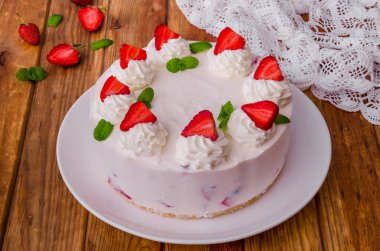 Çilek no bake cheesecake