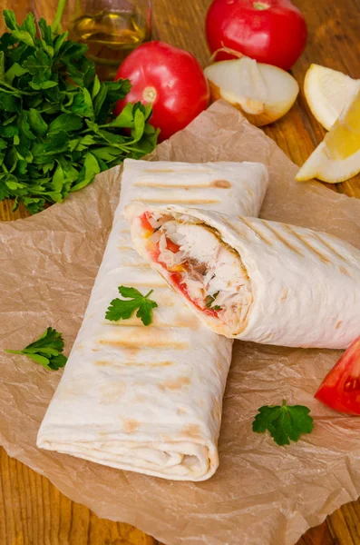 Balık uskumru ekmek. Türk mutfağı