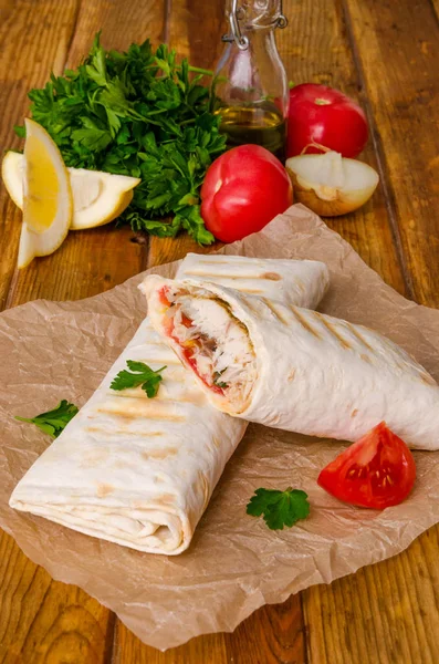 Balık uskumru ekmek. Türk mutfağı