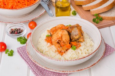 Domates soslu sebzeli balık komposto