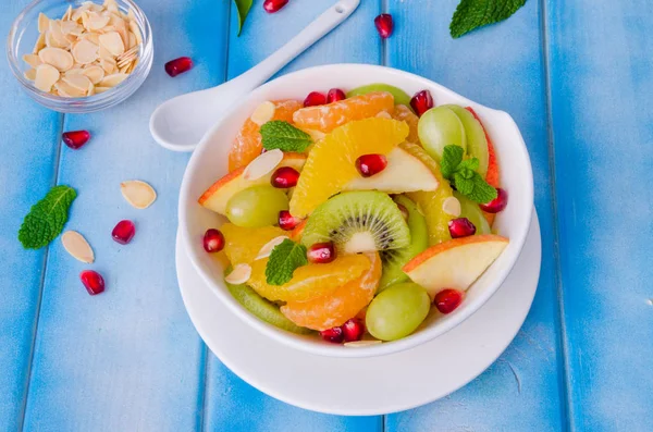 Čerstvý Ovocný Salát Míse Zdravé Jídlo — Stock fotografie