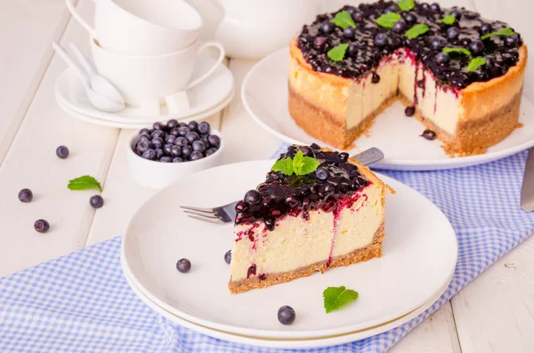 Delicious Cream Cheesecake Lemon Zest Blueberry Jam — Stock Photo, Image