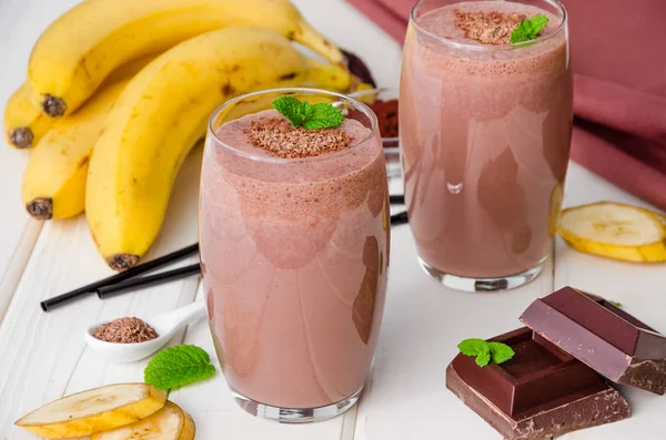 Batido Leite Banana Chocolate Smoothie Bebida Fria Verão — Fotografia de Stock