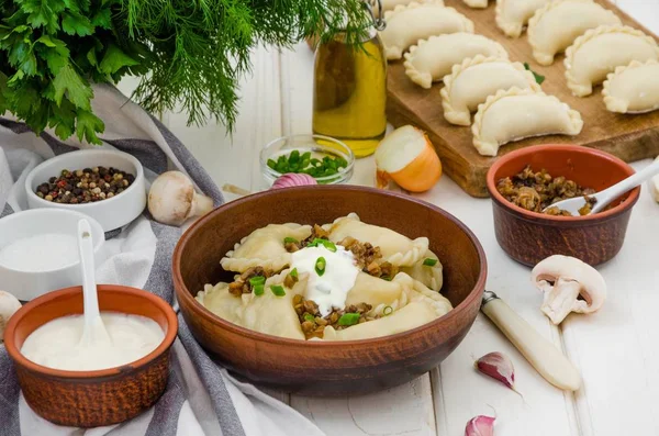 Boiled Dumplings Vareniki Potatoes Fried Mushrooms Onions Bowl Sour Cream — Stock Photo, Image