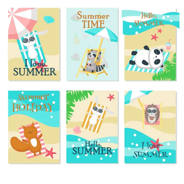 Animales lindos descansando en el conjunto de tarjetas vectoriales de playa — Vector de stock