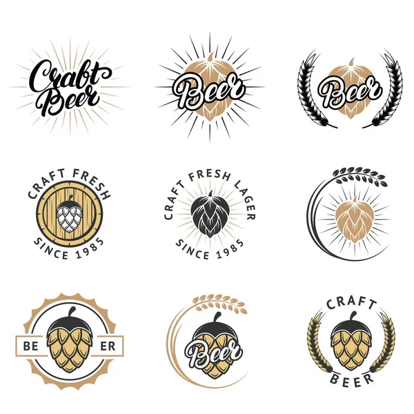 Emblème, logo, badge et étiquette vectoriels de bière fraîche artisanale — Image vectorielle