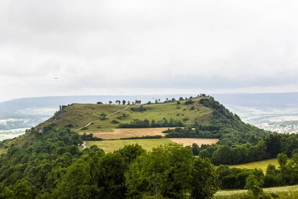 Zeugenberg Der Fraenkischen Schweiz Kirchenehrenbach Forchheim — Stock Photo, Image