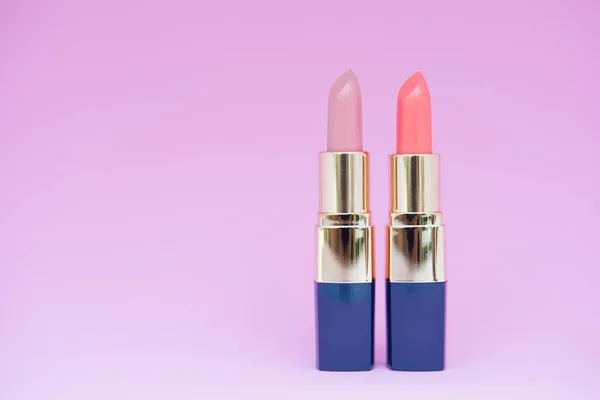 Konsep Minimal Kosmetik Wanita Kreatif Untuk Lipstik Merah Muda Dan — Stok Foto