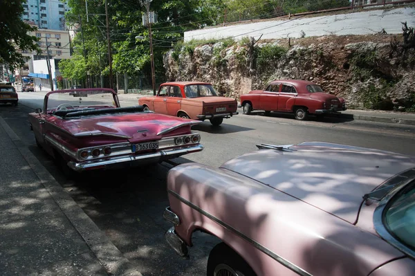 Viejos Coches Americanos Havana —  Fotos de Stock