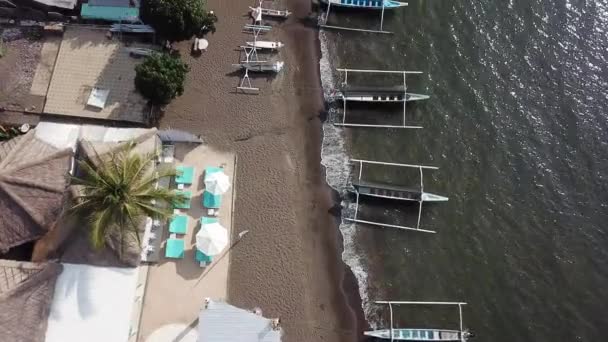 Casas e barcos no mar — Vídeo de Stock