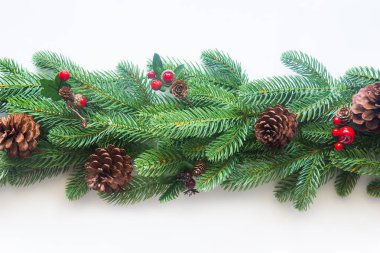 Noel kartı arkaplanı ve şenlikli süsleme balosu, 