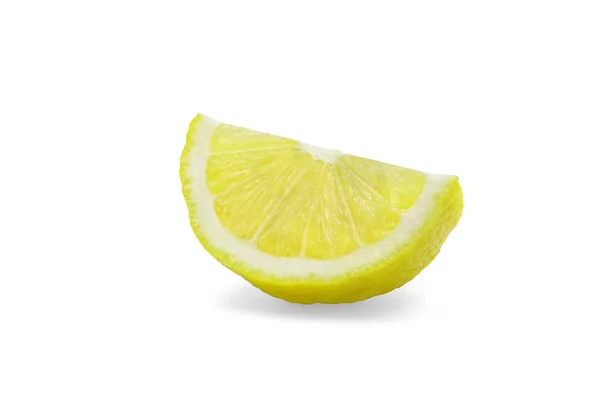 Кусок Органического Лимона Белом Изолированном Фоне Вырезкой Пути Свежий Лимон — стоковое фото
