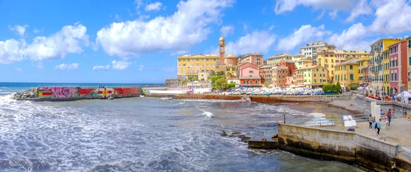 Coloridos paisajes italianos riviera de Génova Nervi Porticciolo - Liguria ciudad - Italia — Foto de Stock