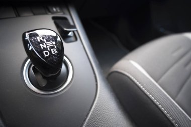 Otomatik şanzıman hibrid otomobili Cvt sürekli değişken